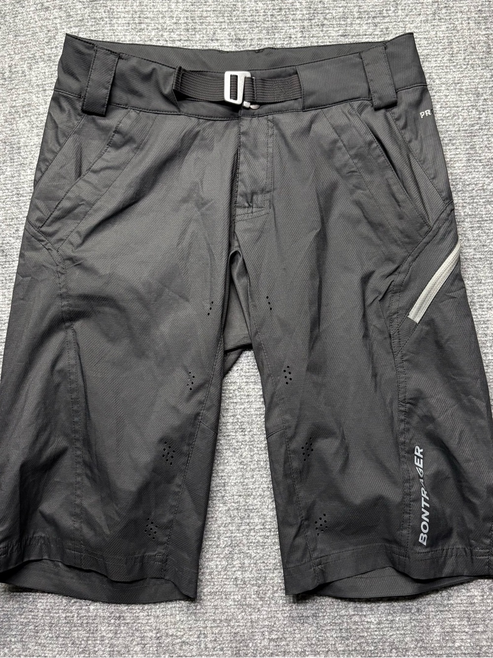 Bontrager Rhythm Cycling Shorts Mens 30 Black Vented Belted Mountain Biking